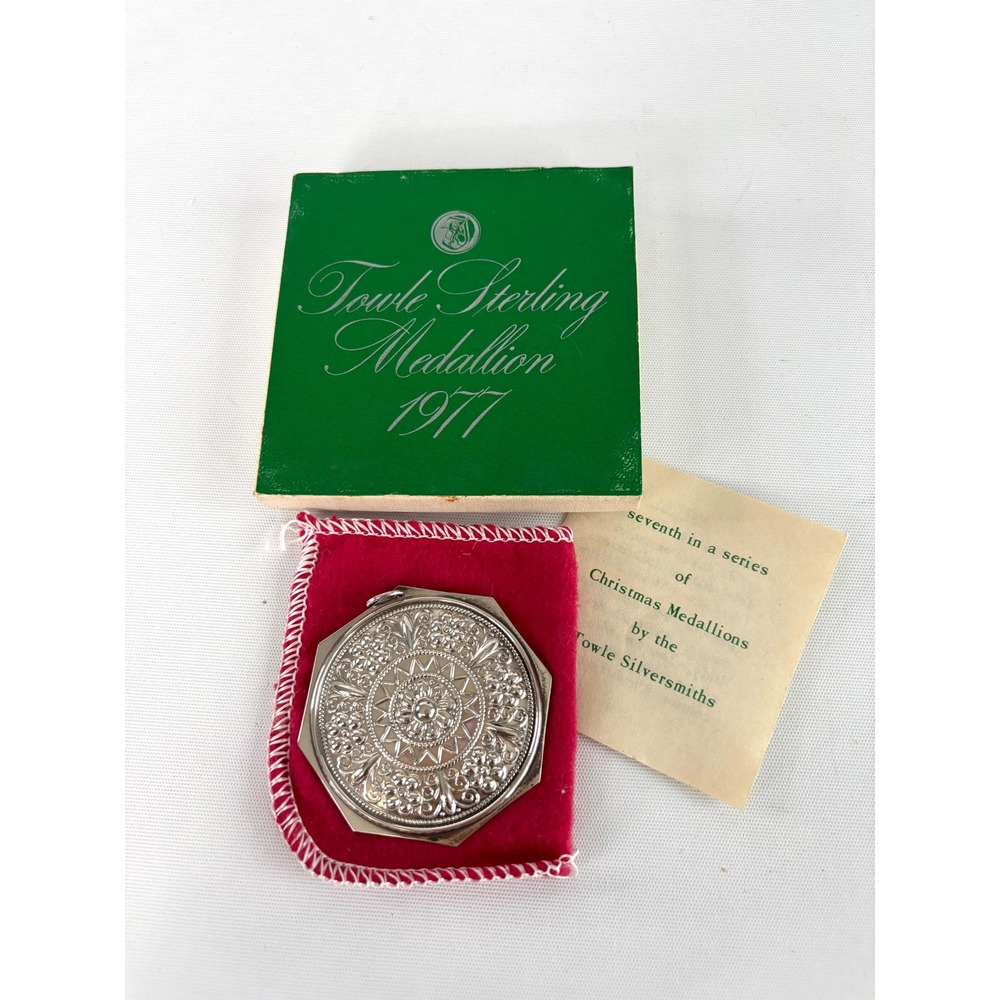 Towle 1977 Christmas Medallion Sterling Silver Seven Swans a-Swimming Pendant